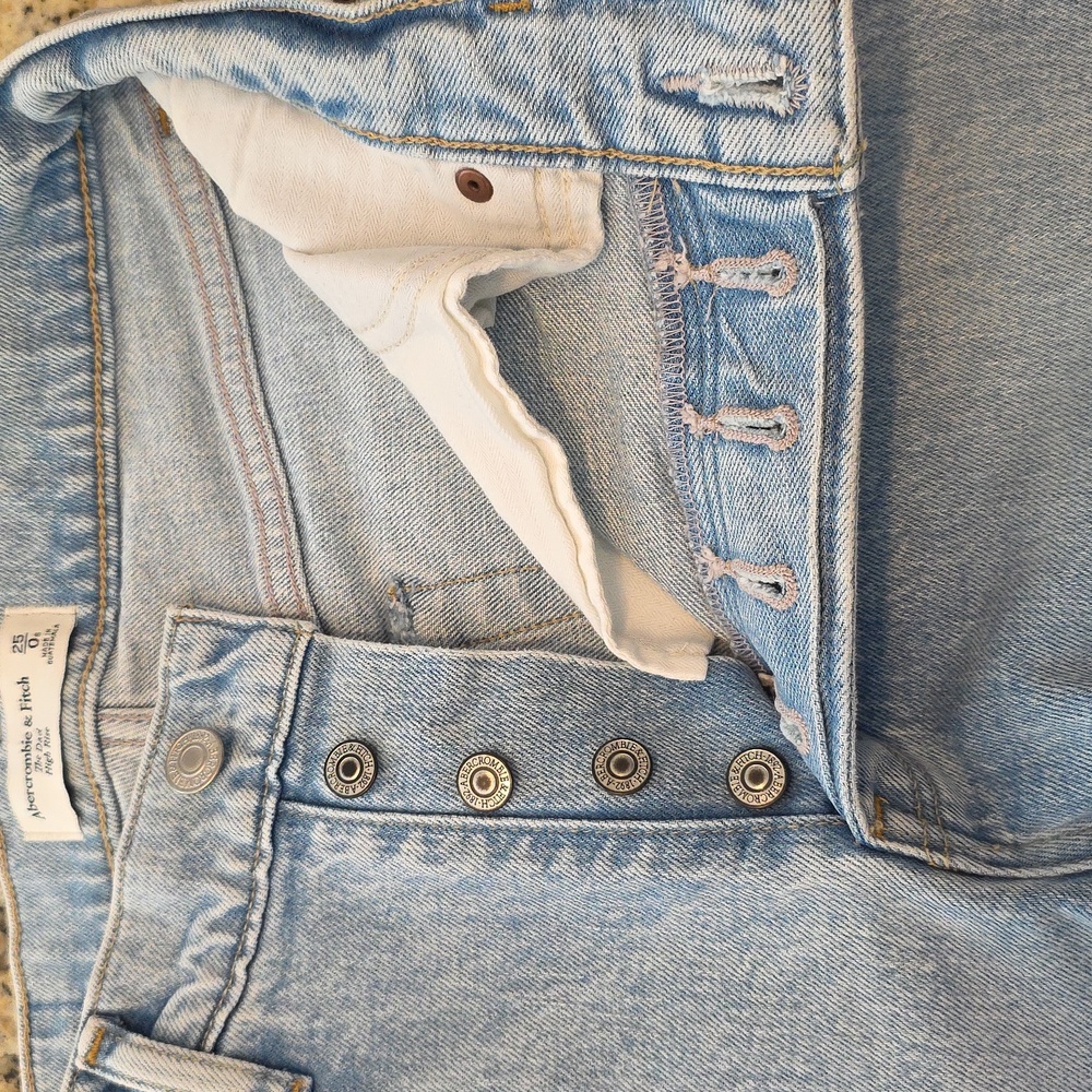 Abercrombie & Fitch The Dad High Rise Jeans Blue Women's Size 25S 90s Straight - Picture 16 of 16